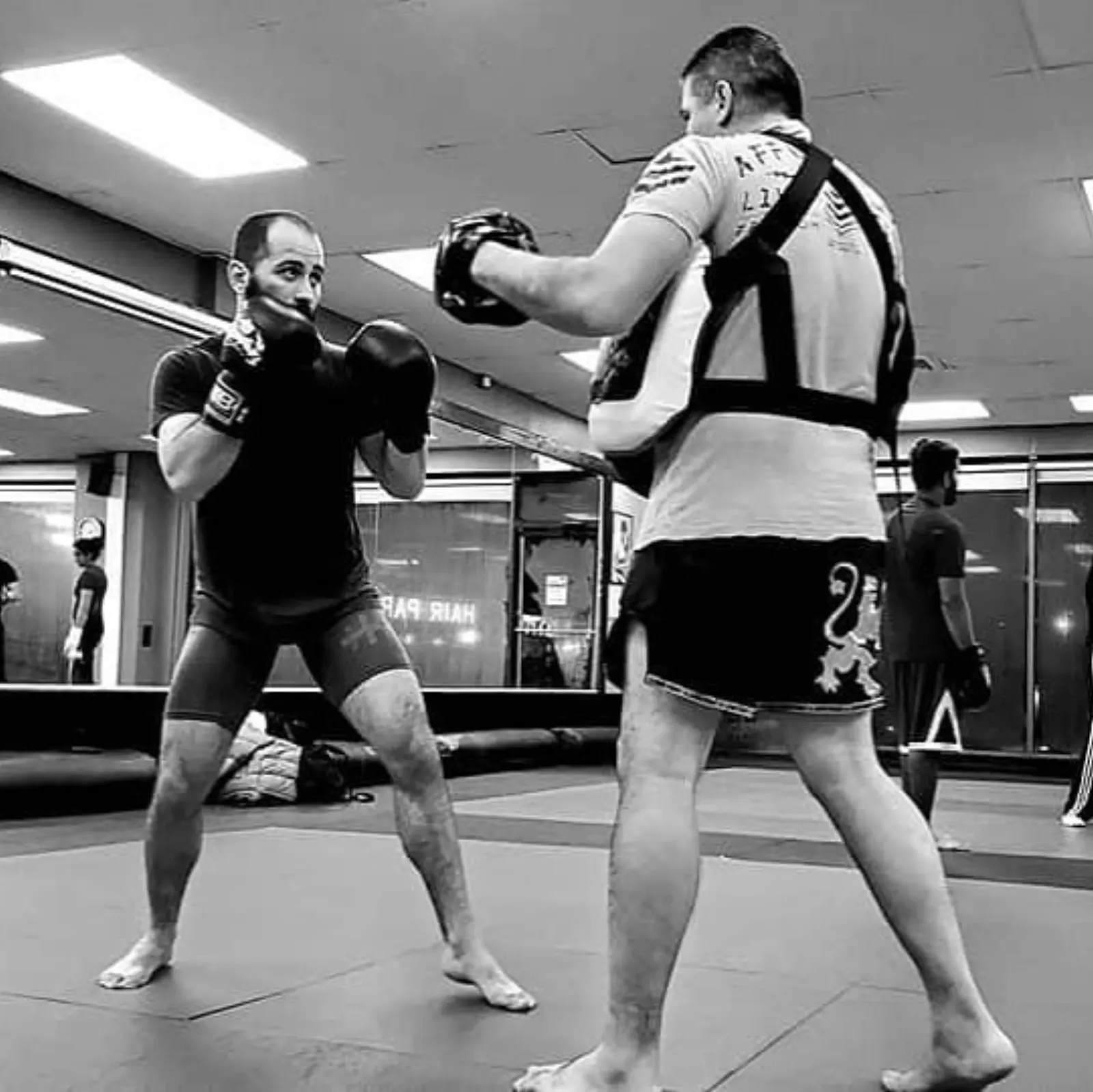 Adult boxing sparring at Kaizen MMA in Northern Virginia